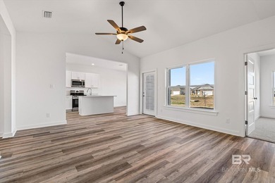 Move in Ready, Gold Fortified, New construction in this first - photo 2