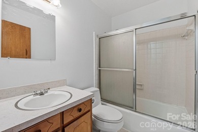 Three bedroom, two full bath home in Davidson, NC. Convenient - photo 24