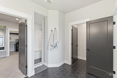 Stunning 4-bedroom, 3-bath home offers a spacious upstairs BONUS - photo 26