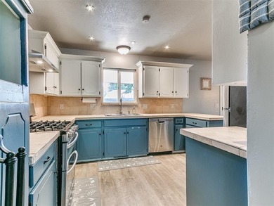 Canadian River Home Sale Pending in Yukon Oklahoma