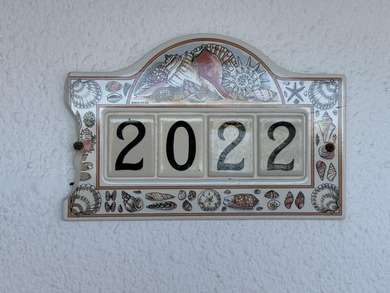 Welcome to Shoreline Towers Unit 2022 located on the second - photo 2