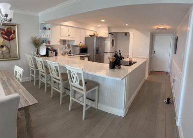 Welcome to Shoreline Towers Unit 2022 located on the second - photo 3
