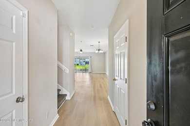 Welcome to this beautiful townhome offering 3 spacious bedrooms - photo 14