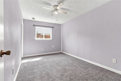 Lovingly cared for over the years, this spacious 2,214 sq ft - photo 22