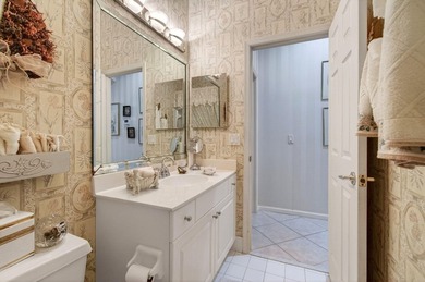 This well-maintained 2BR+Den villa offers a seamless floor plan - photo 22