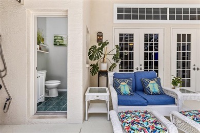 This exquisite, furnished, single-family residence embodies - photo 25