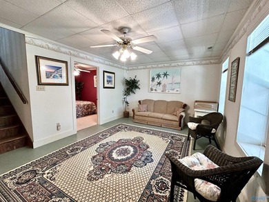 Lakefront living on beautiful Weiss Lake! This well-maintained - photo 35