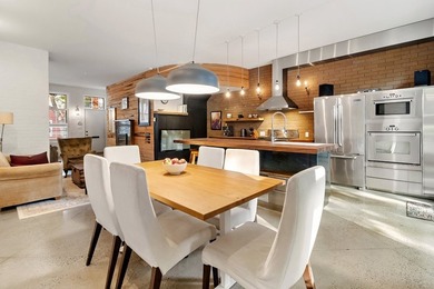 Au coeur de Saint-Henri, cette maison de ville unique sur trois - photo 8