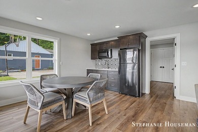 Experience unparalleled modern luxury on private, all-sports Big - photo 43
