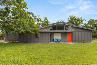 Guadalupe River - Guadalupe County Home For Sale in Seguin Texas