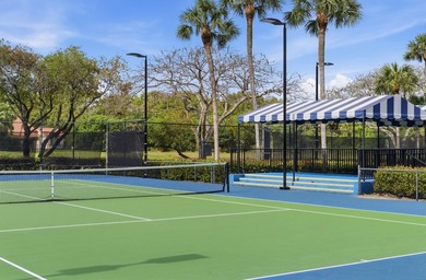 Welcome to this newly renovated Mediterranean/Spanish-style one - photo 53