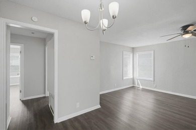 Beautifully updated and move-in ready! This charming home - photo 12