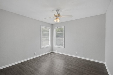 Beautifully updated and move-in ready! This charming home - photo 13
