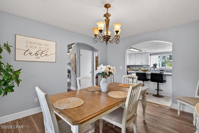 Escape to the beauty of country living with this charming - photo 6