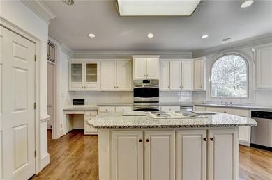 Nestled within the prestigious, guard-gated enclave of St Ives - photo 21
