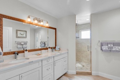 Spectacular sunset views from this custom-built, fully furnished - photo 28