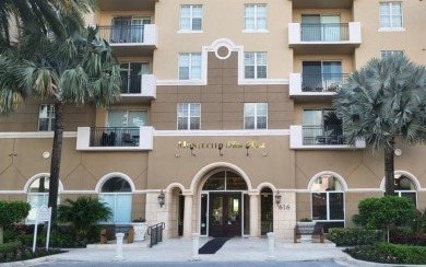 Clear Lake - Palm Beach County Condo For Sale in West Palm Beach Florida