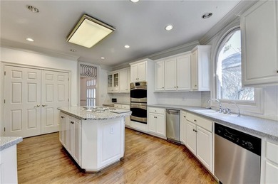 Nestled within the prestigious, guard-gated enclave of St Ives - photo 32