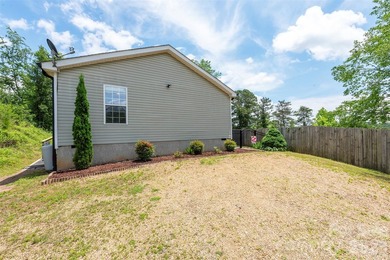 Charming Like-New 1-Level Home In A Country Setting - But Just - photo 35