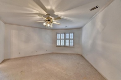 Nestled within the prestigious, guard-gated enclave of St Ives - photo 45