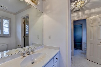 Nestled within the prestigious, guard-gated enclave of St Ives - photo 48