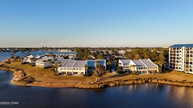 This completely renovated Bayview Villa is located in Bay Point - photo 1