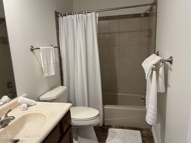 Desirable end unit 2BR/2.5BA townhouse with stylish updates - photo 11