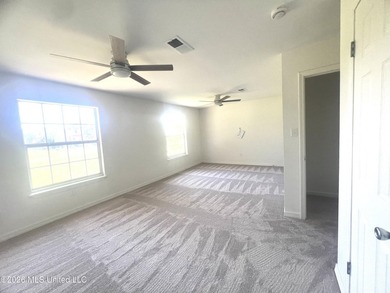 Desirable end unit 2BR/2.5BA townhouse with stylish updates - photo 12