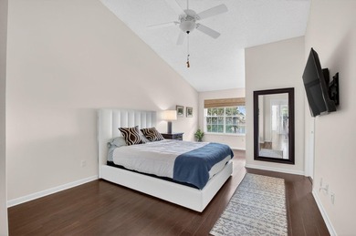 Location, location! This well-maintained 3-bedroom, 2.5-bath - photo 14