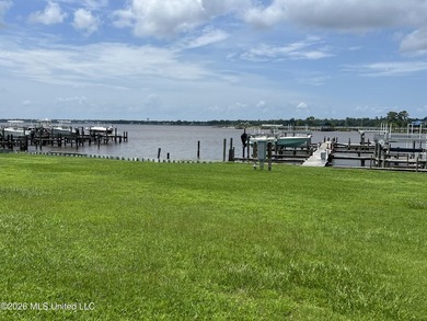 Desirable end unit 2BR/2.5BA townhouse with stylish updates - photo 16