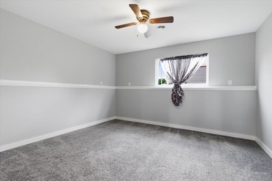 Check out this home nestled in the heart of Stockton, Missouri! - photo 21