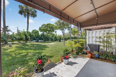 Location, location! This well-maintained 3-bedroom, 2.5-bath - photo 23