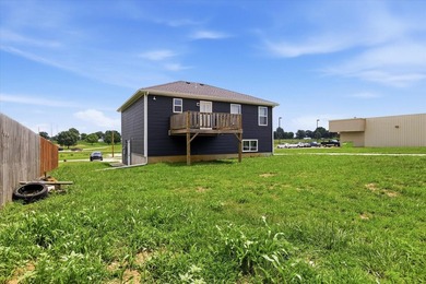 Check out this home nestled in the heart of Stockton, Missouri! - photo 25