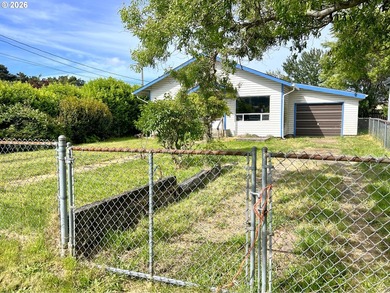 Enjoy the ultimate Oregon coastal lifestyle! // Located just - photo 2