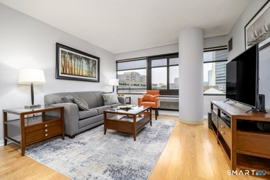 Stylish, impeccably maintained 1BR/1BA condo at The Biltmore - photo 5
