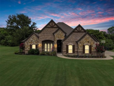 Lake Home Sale Pending in Fort Worth, Texas