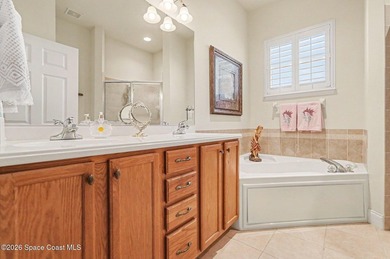 Welcome to Alamanda Key, a highly desirable 55+ gated community - photo 16
