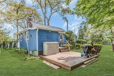 Tucked away on a quiet one-way street in the heart of West Islip - photo 18