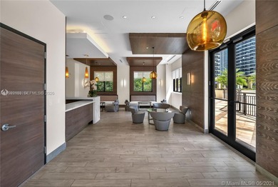 Spacious corner unit with beautiful water and city views from