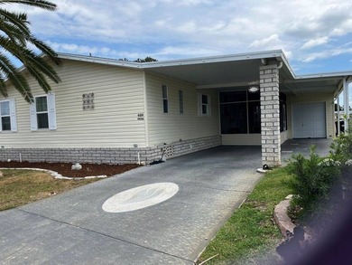 Meticulously Maintained Home with 3 bedrooms, 2 bathrooms, plus - photo 3