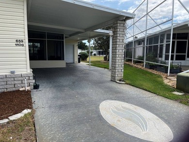 Meticulously Maintained Home with 3 bedrooms, 2 bathrooms, plus - photo 4