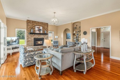 **Stunning Elevated Golf Course & Lake View All-Brick Home in - photo 13