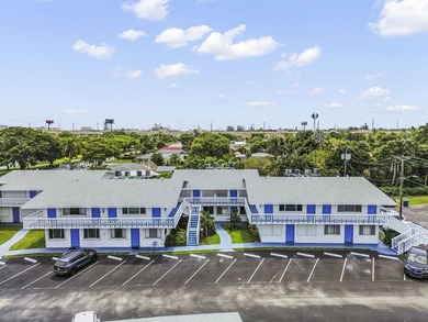 Welcome to your own slice of South Florida charm at 1950 Lake - photo 18