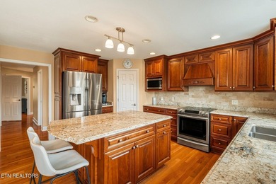 **Stunning Elevated Golf Course & Lake View All-Brick Home in - photo 20
