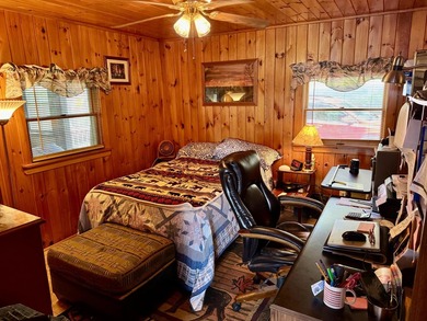 Enjoy lake life in this 3 BR 2 bath waterfront home on pristine - photo 50