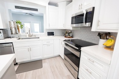 Welcome to your private acre retreat in the highly sought after - photo 13
