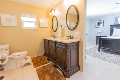 Welcome to your private acre retreat in the highly sought after - photo 20
