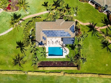 Stunning 2-bedroom, 2-bath upper-level furnished unit with - photo 25