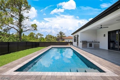 This custom-built 4-bedroom, 3-bathroom home in the desirable - photo 29