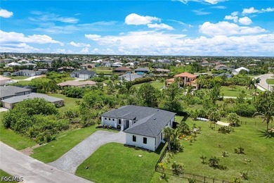 This custom-built 4-bedroom, 3-bathroom home in the desirable - photo 33